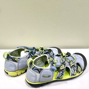 Keen washable non-markable sandals